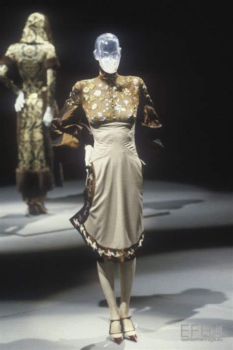 collection givenchy fall winter 1999|givenchy haute couture fall winter.